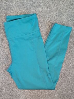 Lularoe Rise Capri Leggings With Pockets